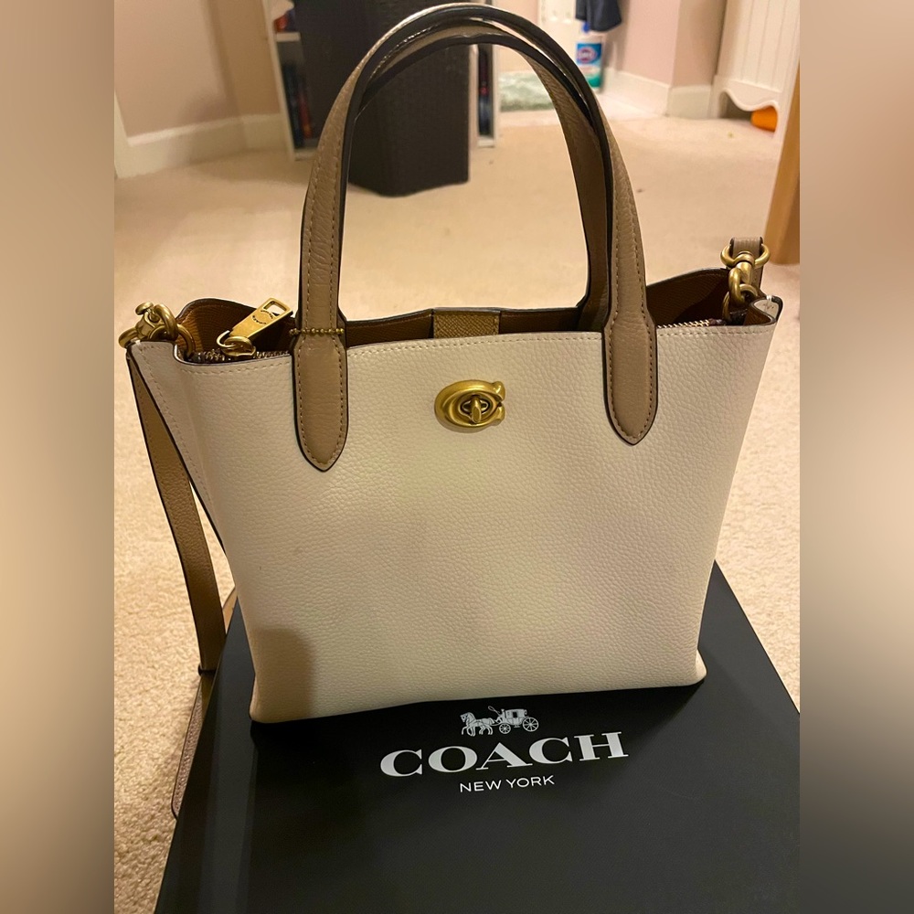 Coach Willow Tote 24 in Colorblock - With original packaging  and dust bag